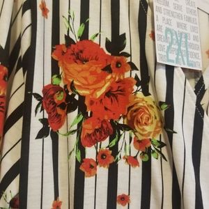 LuLaRoe Dresses - LuLaRoe Floral Michelle Wrap Dress LuLaRoe Dresses - LuLaRoe Floral Michelle Wrap Dress